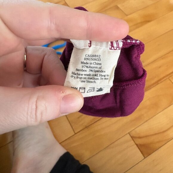 Kyte Baby Bamboo Knot Top Hat Maroon Size Newborn - Picture 5 of 7